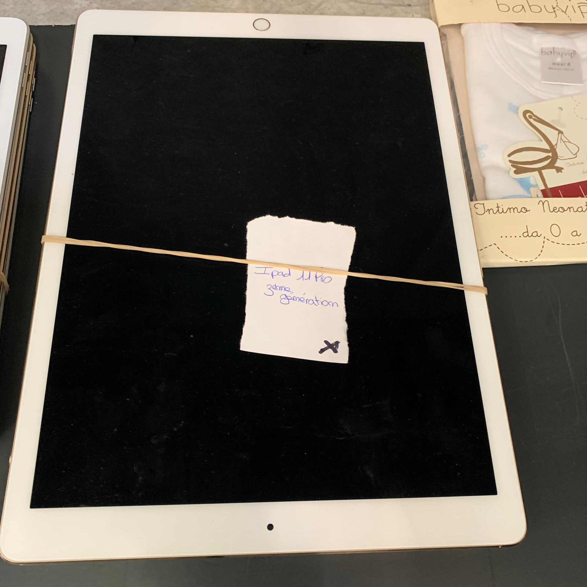 Null Lot of 2 IPAD 11 Pro 3rd generation used of various references for spare pa&hellip;