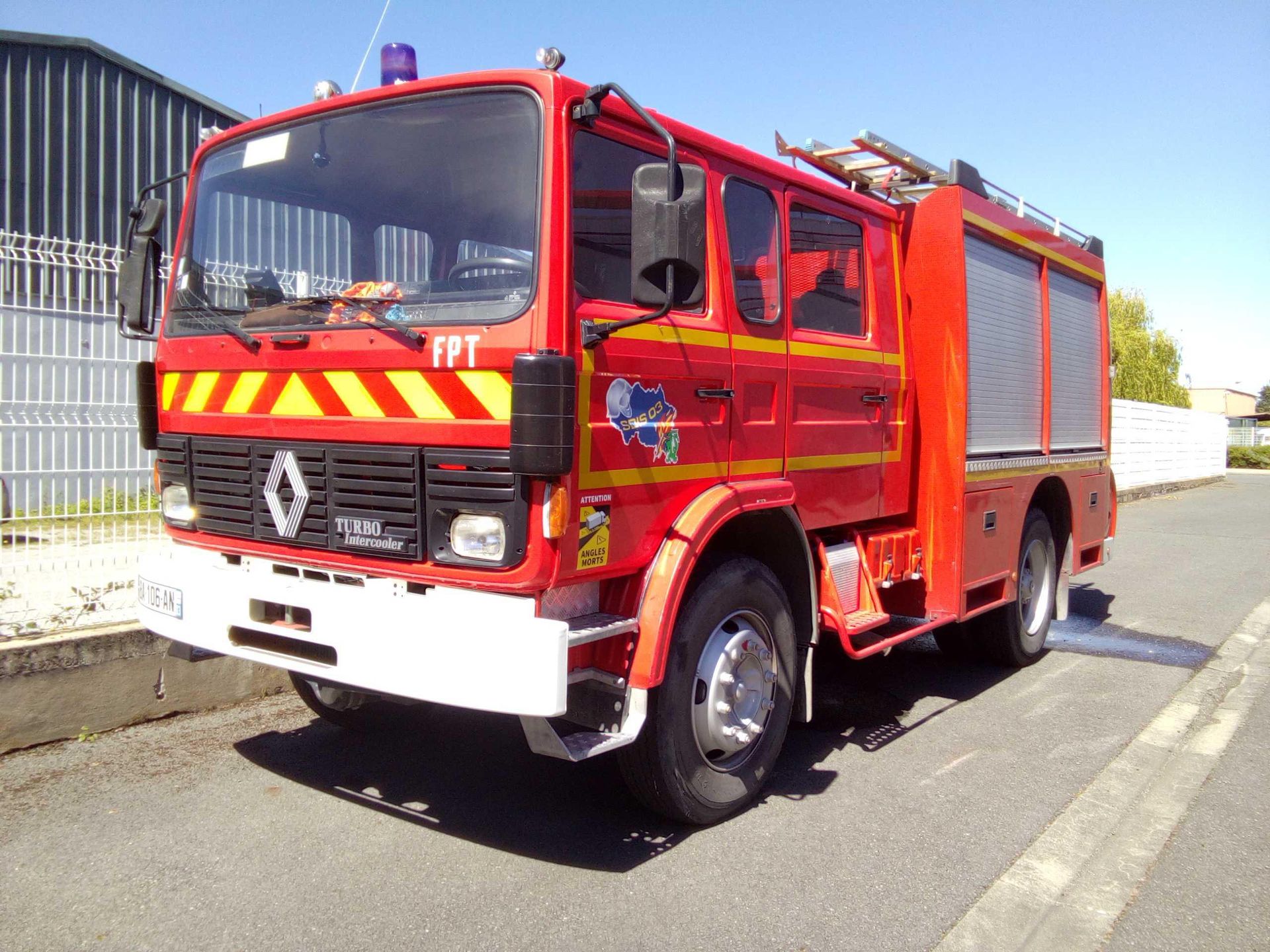 Null [RP][CT] Reserved for professionals.
Fire truck RENAULT S170 Turbo Intercoo&hellip;