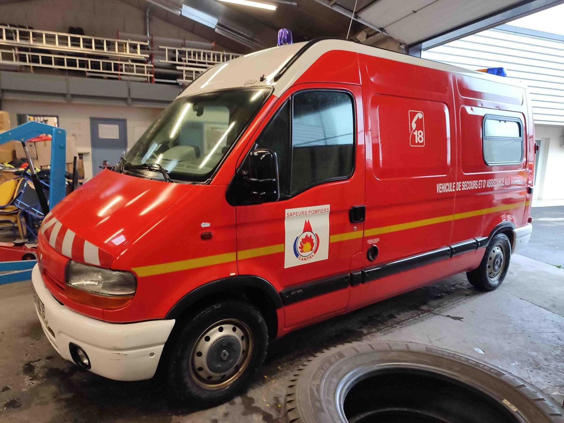 Null [RP] Reserved to the professionals of the car.
AmbulanceRENAULT Master, Gaz&hellip;