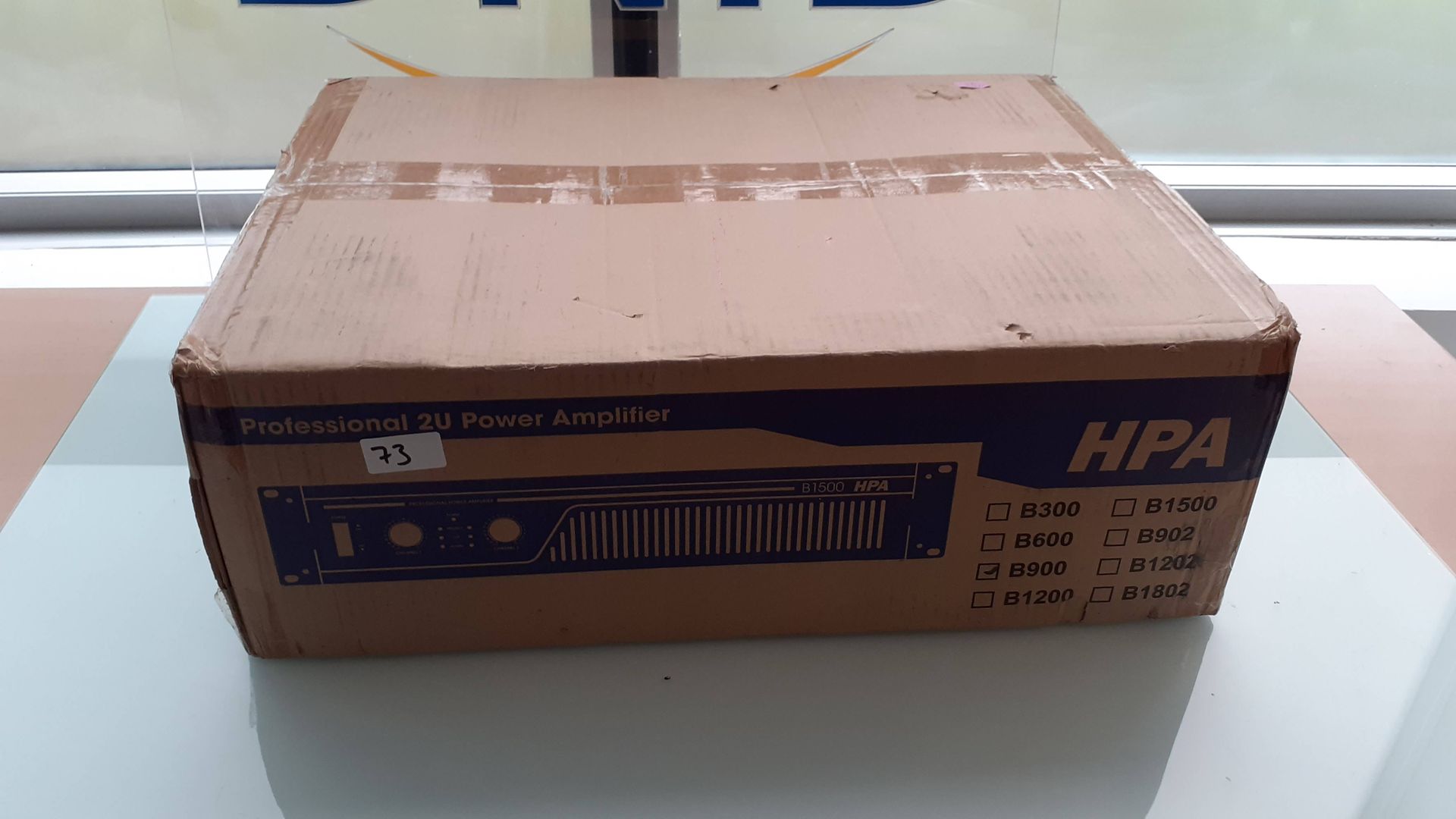 Null Amplificateur HPA B900 dans sa boîte, jamais utilisé.

Lieu de dépôt : MAGA&hellip;