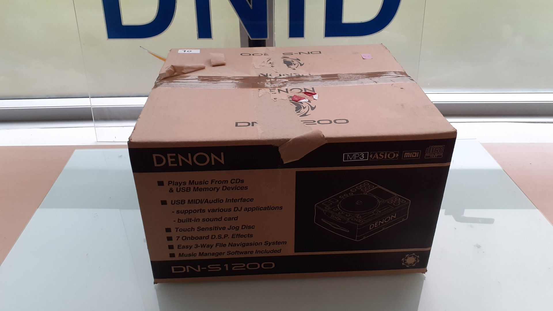 Null Platine DENON DN-S1200 dans sa boîte, jamais utilisée.

Lieu de dépôt : MAG&hellip;