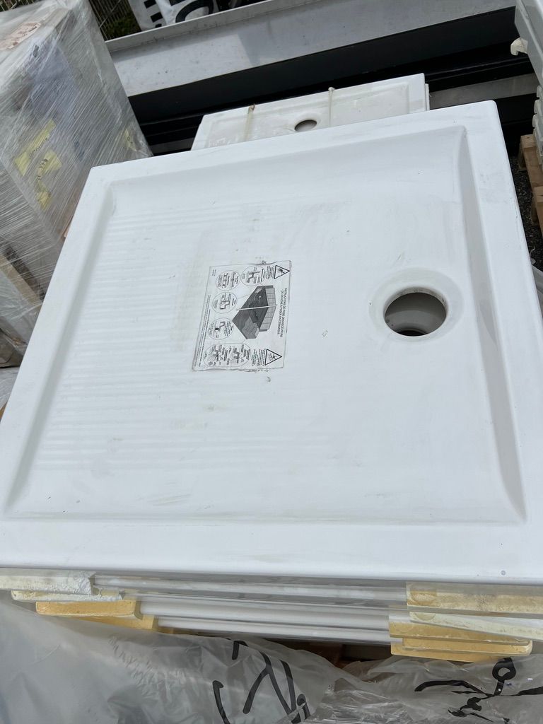 Null Shower tray brand JACOB DELAFON dim: 80x80cm