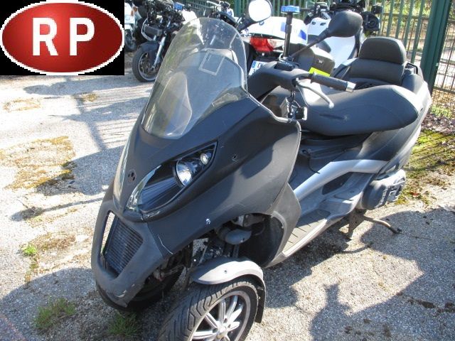 Null [RP] Scooter PIAGGIO MP3, Essence, 2 places, imm. AQ-066-RJ, type LGG94J70T&hellip;