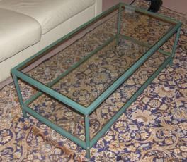 Null 
	 Coffee table with glass top and green outline. 

	 Dimensions : Height 0&hellip;