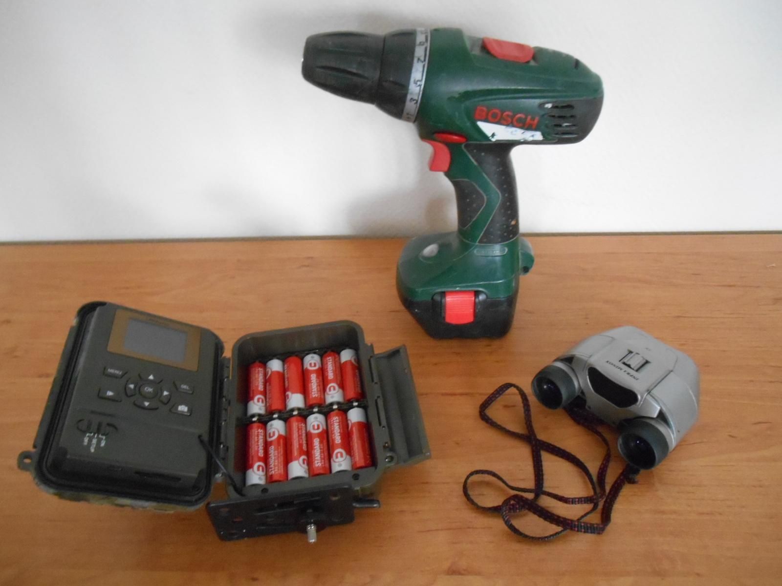 Null Set includes:
- BOSCH. Cordless drill, no. 985002457, (2009), without spind&hellip;
