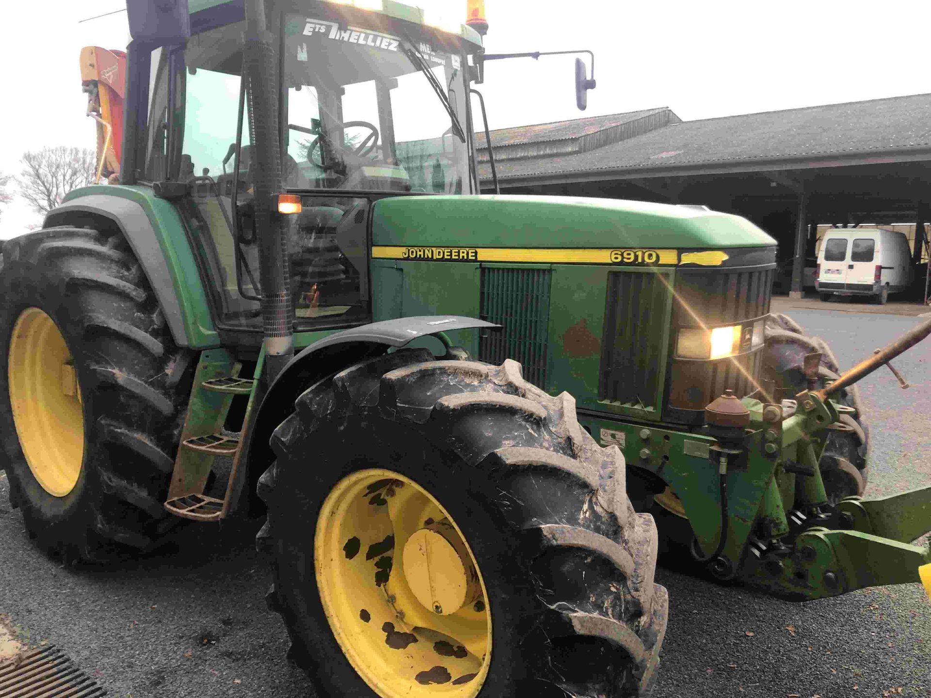 Null Tracteur JOHN DEERE 6910, gazole, imm. DA-976-GK, type MW269104WD, n° de sé&hellip;