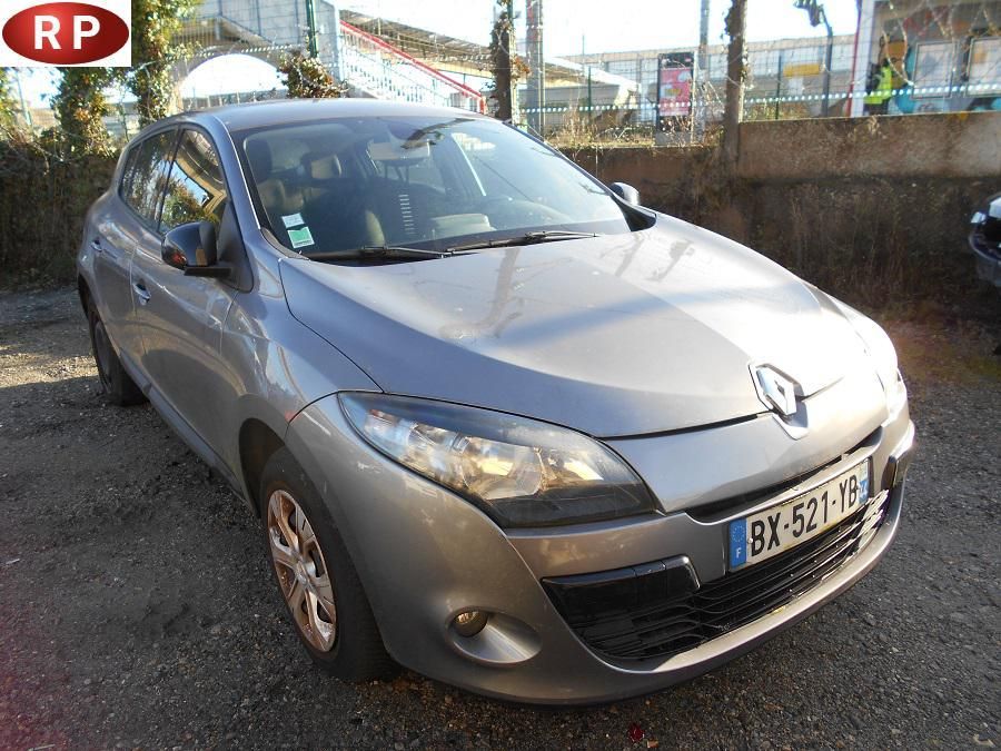 Null [RP] Réservé aux professionnels :

	 RENAULT Mégane III 1.5 dCi FAP 90 cv G&hellip;