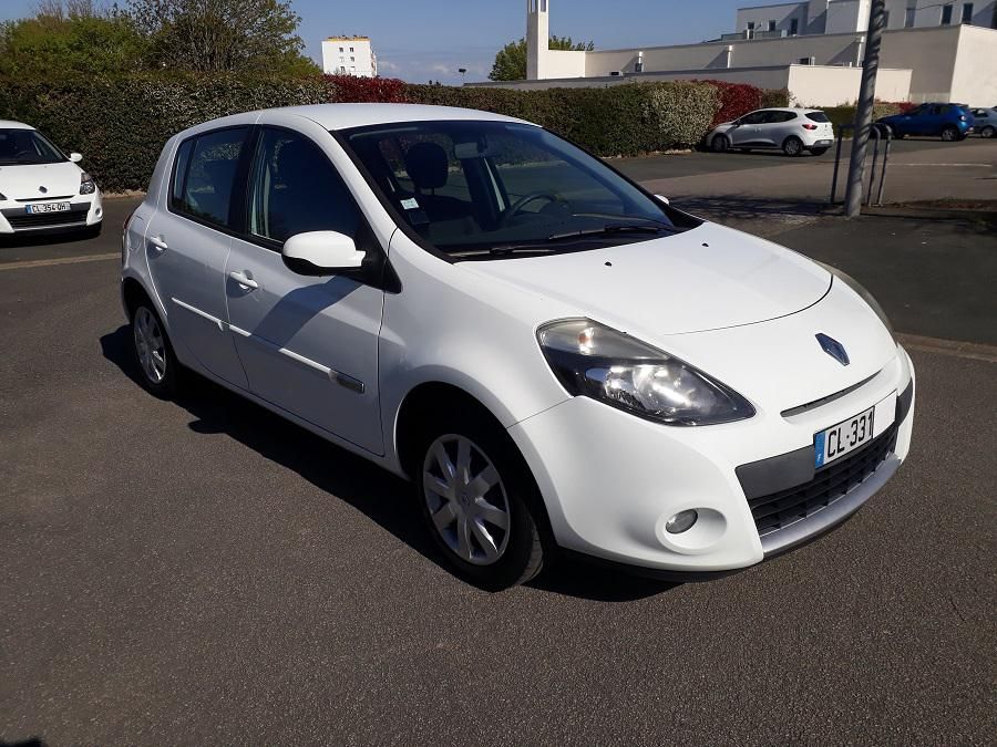 Null [CT] RENAULT Clio III 5 portes Phase 2 1.5 dCi eco2 75 cv Gazole, imm. CL-3&hellip;