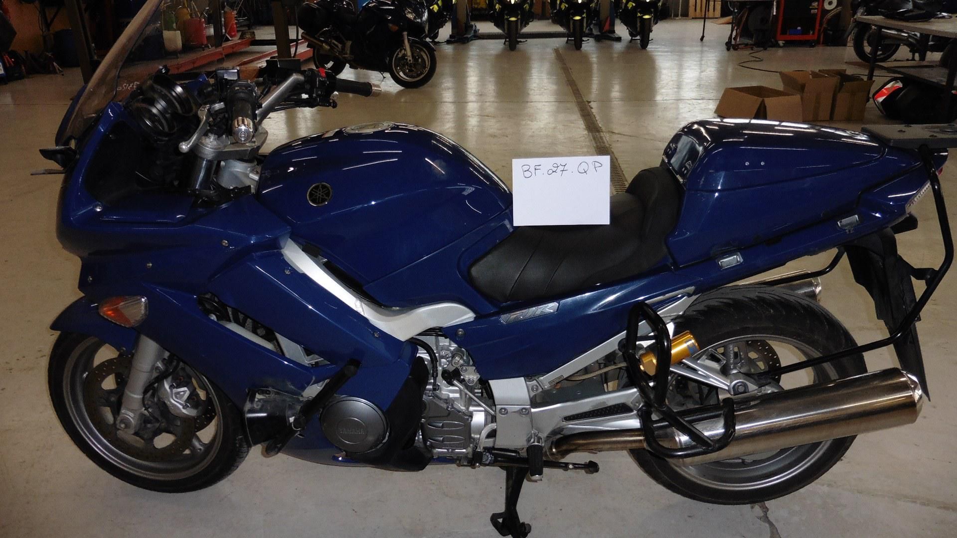 Null Motocyclette YAMAHA 1300 FJR Essence, imm. BF-027-QP, type LYM1AN40B489, n°&hellip;