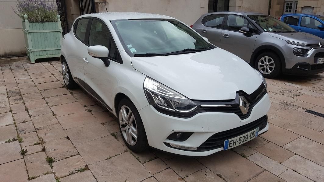 Null [CT] RENAULT CLIO 4 Essence, imm. EH-529-DD, type M10RENVP5220438, n° de sé&hellip;