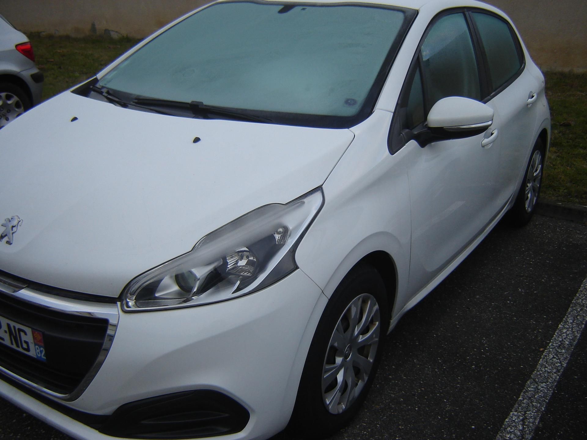 Null [RP] Reserved for vehicle professionals
 
	 PEUGEOT 208, gasoline, imm. EA-&hellip;