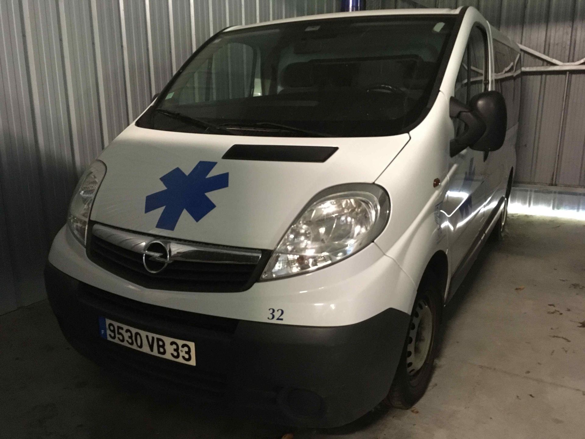 Null [RP] 
	
Réservé aux professionnels du véhicule

	Ambulance OPEL Vivaro, gaz&hellip;