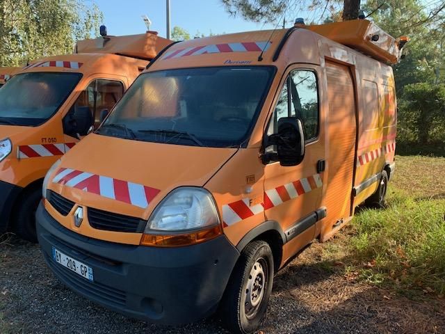 Null [RP] 
	
Réservé aux professionnels du véhicule
 

	 RENAULT Master dCi 150,&hellip;