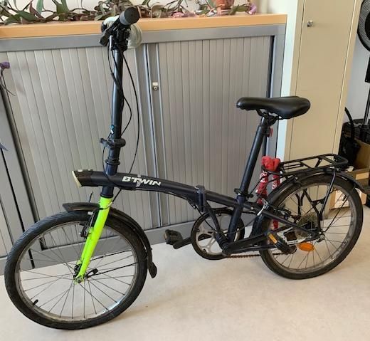 Null 
	 DECATHLON folding bike, B'Twin, HOPTOWN 320, 6 speed derailleur, chain c&hellip;