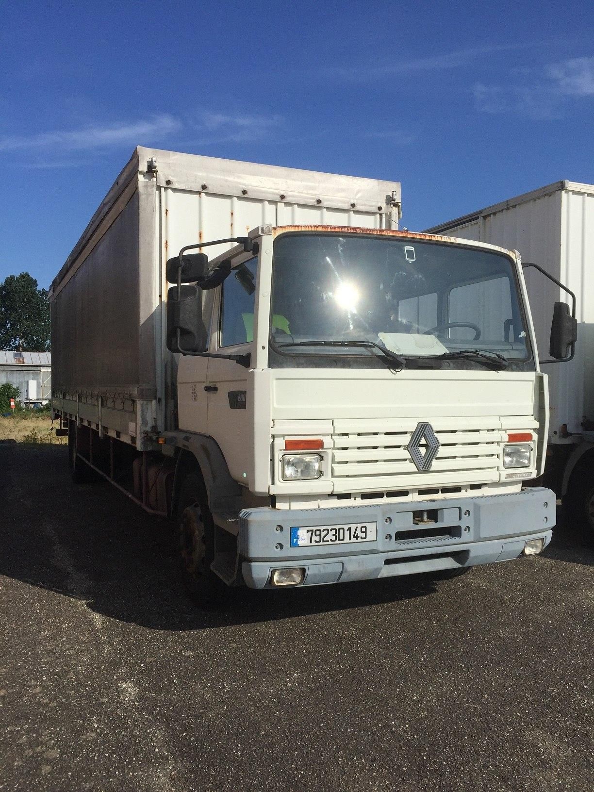 Null [RP][ACI] Reserved for professionals 
RENAULT M200 truck, diesel, imm. 7923&hellip;