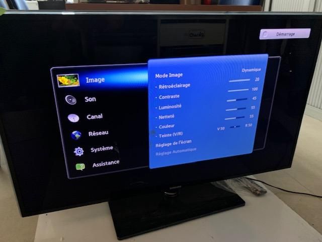 Null 
	 Lot de 5 TV dont 4 SAMSUNG : 

	 - SAMSUNG 106 cm, avec connectique et t&hellip;
