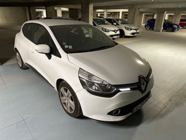 Null [CT] RENAULT CLIO 4 5 Portes 0.9 TCe, Essence, imm. DQ-491-JK, Type M10RENV&hellip;