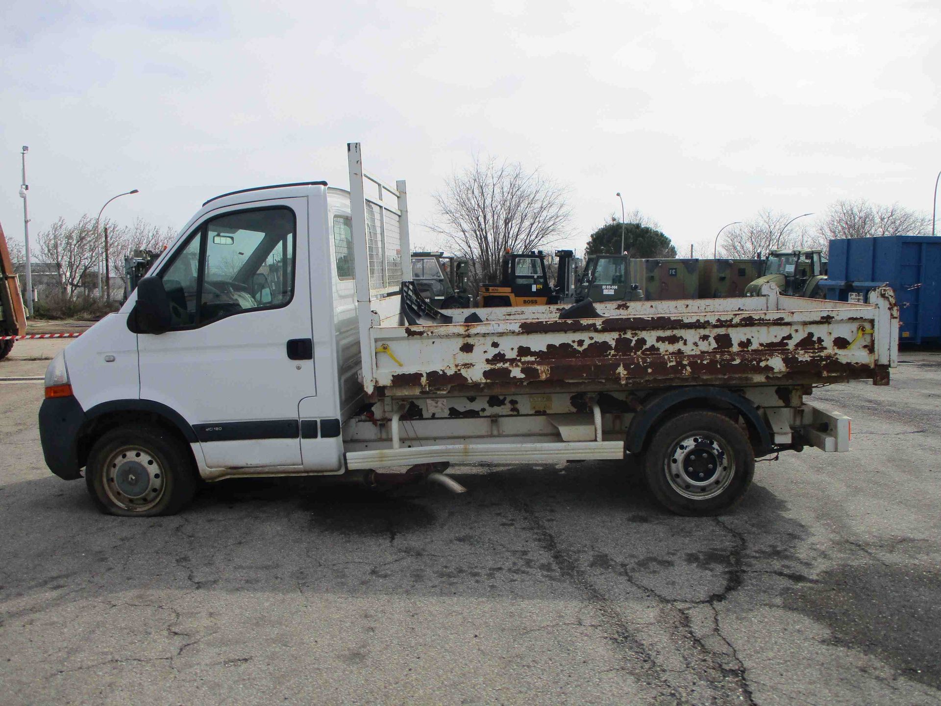 Null [RP][ACI] Lot reserved for car professionals.
RENAULT MASTER PLATEAU RIDELL&hellip;