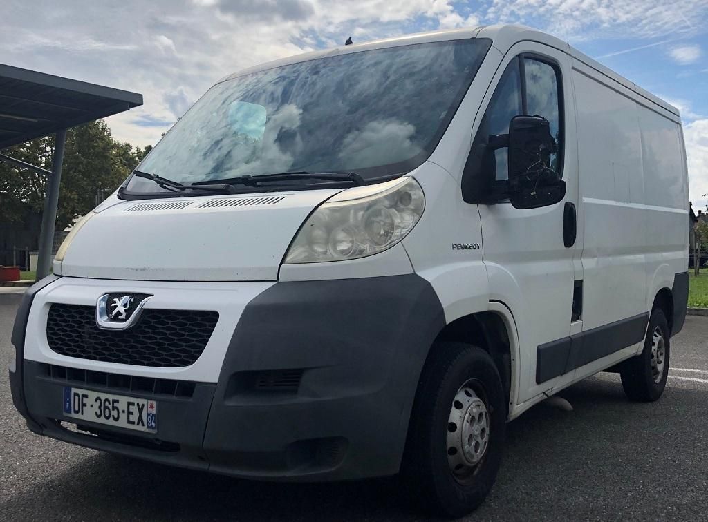 Null [RP] Lot reserved for car professionals.
PEUGEOT Boxer III 2.2 HDi 100hp, D&hellip;