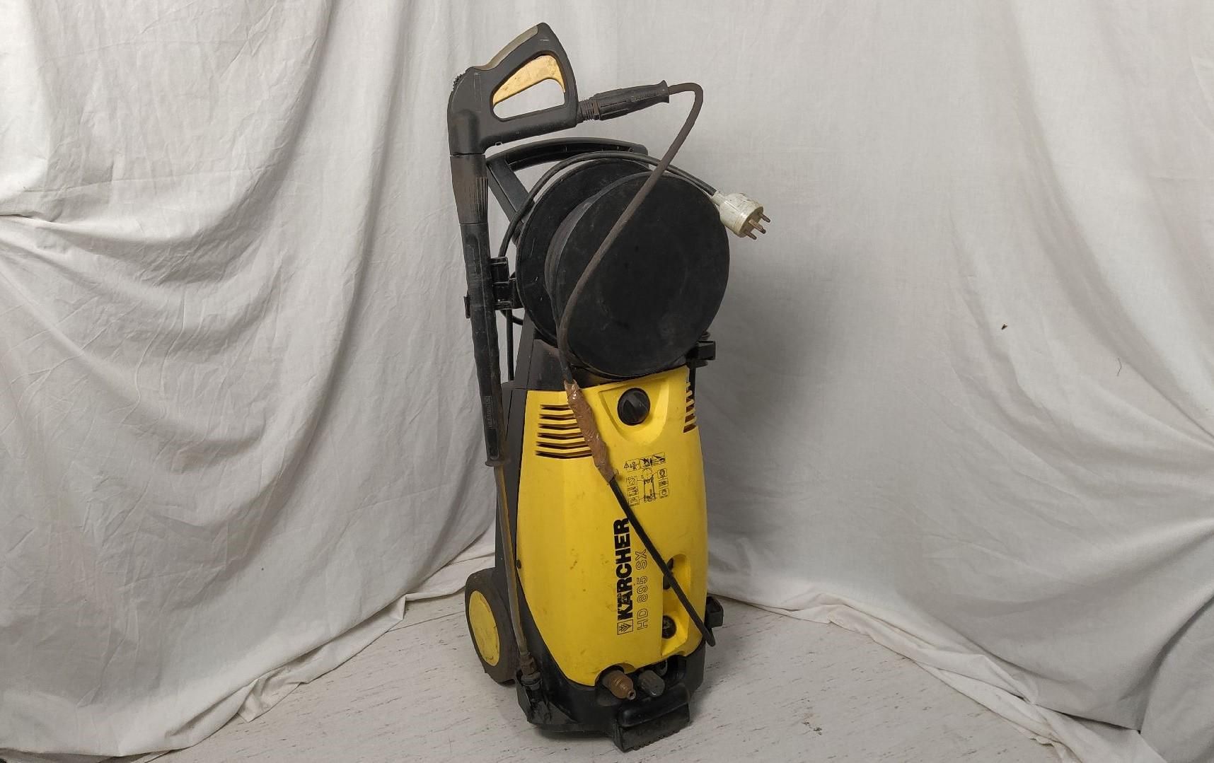 Null High pressure cleaner KÄRCHER HD 895 SX, damaged electric cable
Untested eq&hellip;