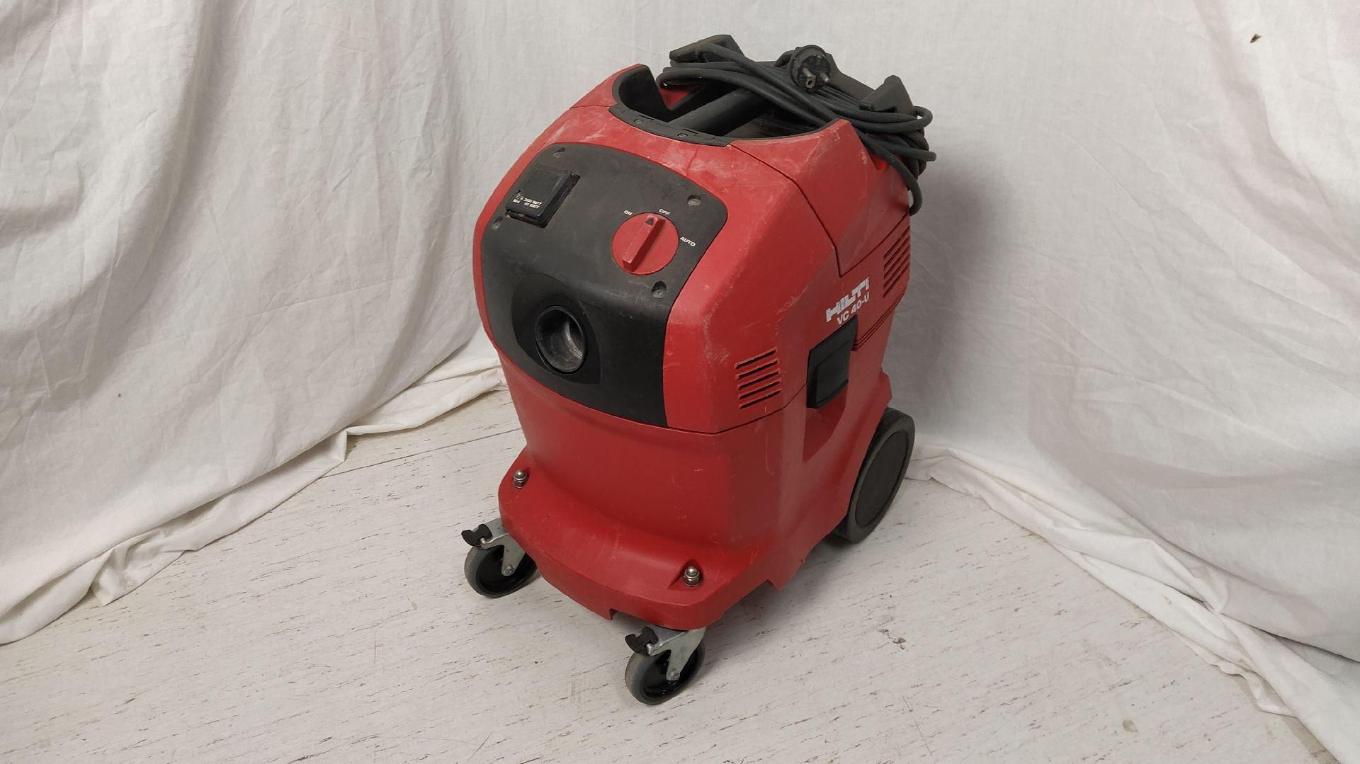 Null Vacuum cleaner HILTI VC 40-U, without accessory
Untested material, sold as &hellip;