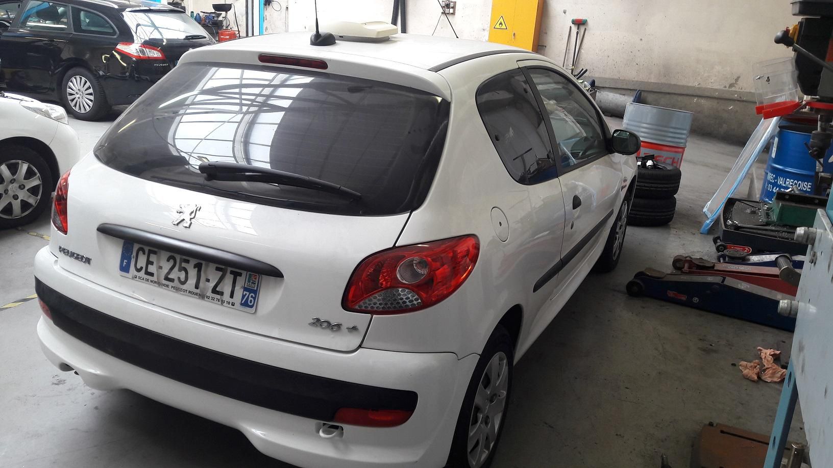 Null [RP] [RESERVE PRO] PEUGEOT 206+ 1.4 HDI 68 CV, 2 places, Gazole, imm. CE-25&hellip;