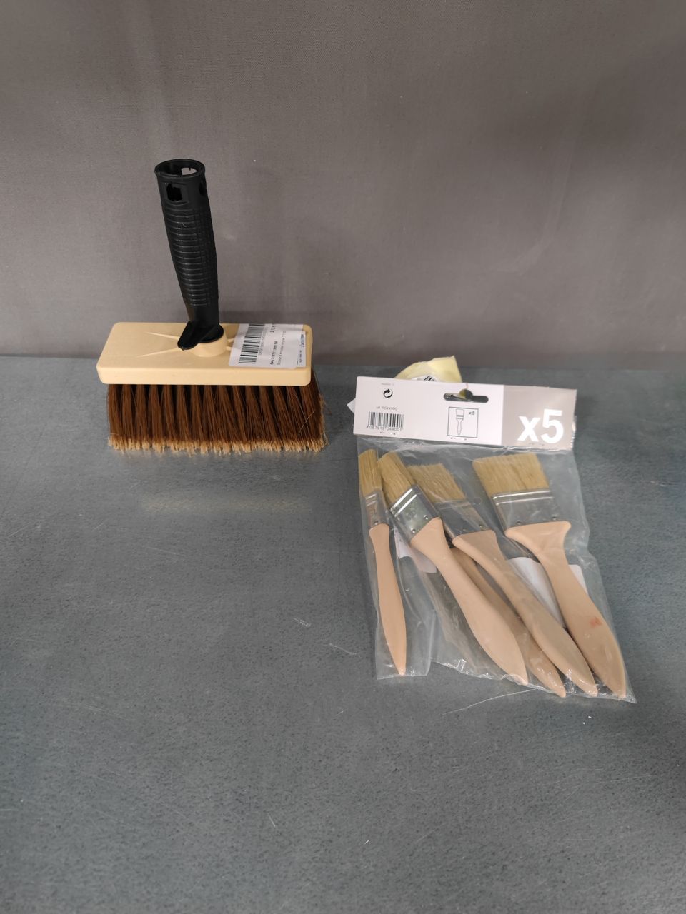 Null Vinyl glueing brush T150 + set of 5 flat brushes - sold new with possible p&hellip;