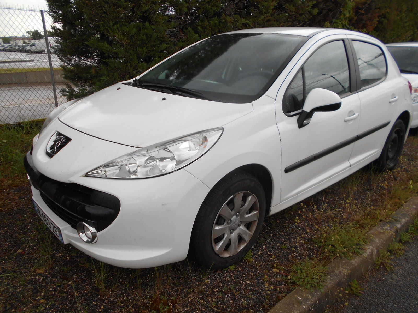 Null [RP] Réservé aux professionnels de l'automobile
 
	 PEUGEOT 207, Essence, i&hellip;