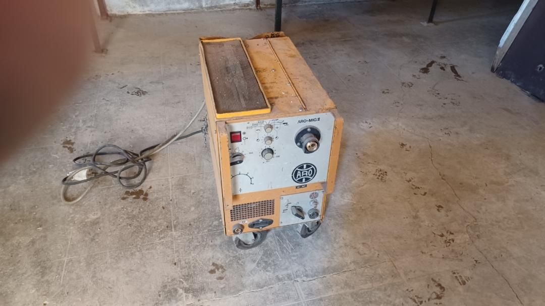 Null 
	 Welding machine, brand ARO, TYPE MIG II, put into service in 1990 or 199&hellip;