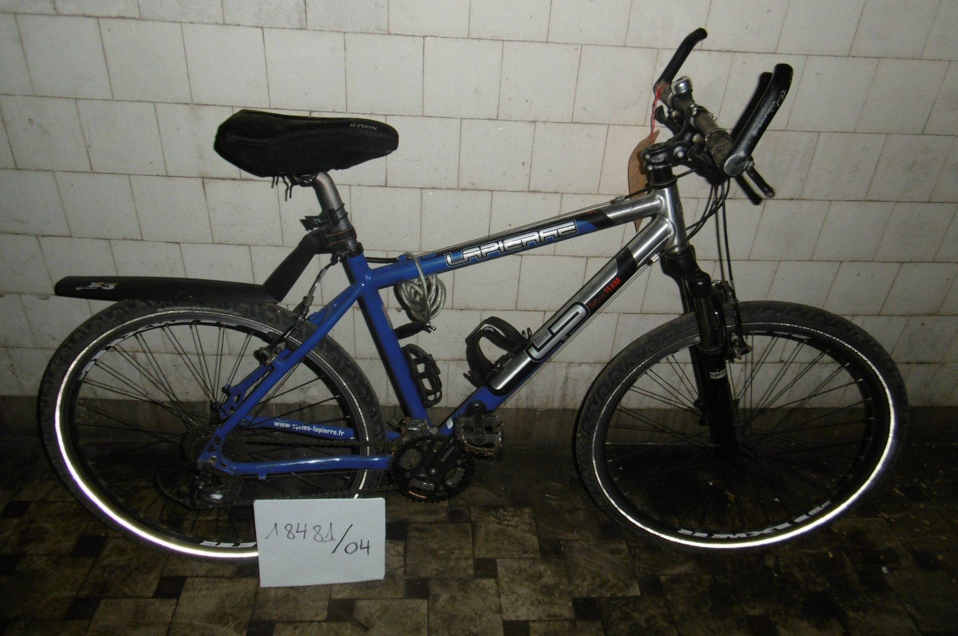 Null 
	 2 mountain bikes brand LAPIERRE in good condition. Internal ref : 18481/&hellip;