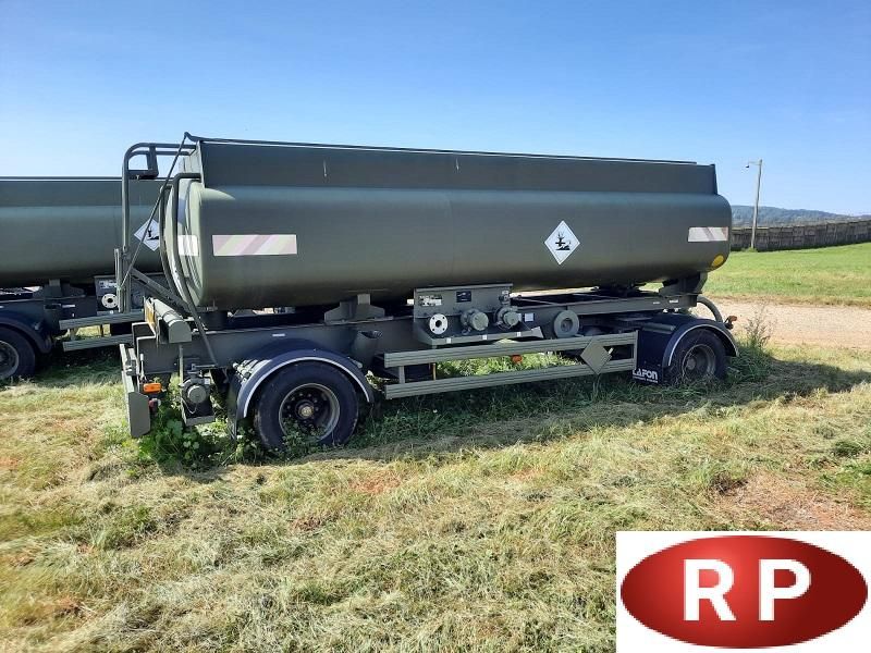 Null [RP][ACI] [Reserved for Professionals] 10000L stainless steel tanker traile&hellip;