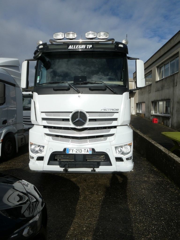 Null MERCEDES ACTROS 1846