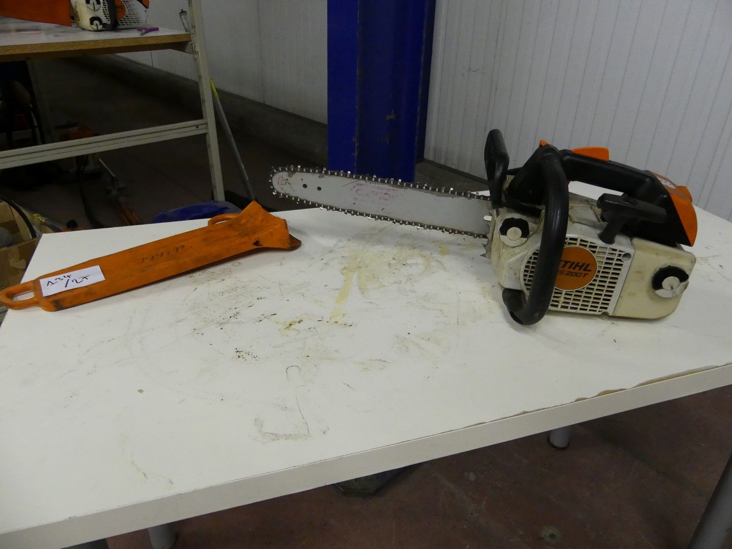 Null STIHL M 200 T THERMAL CHAINSAW

01/2011