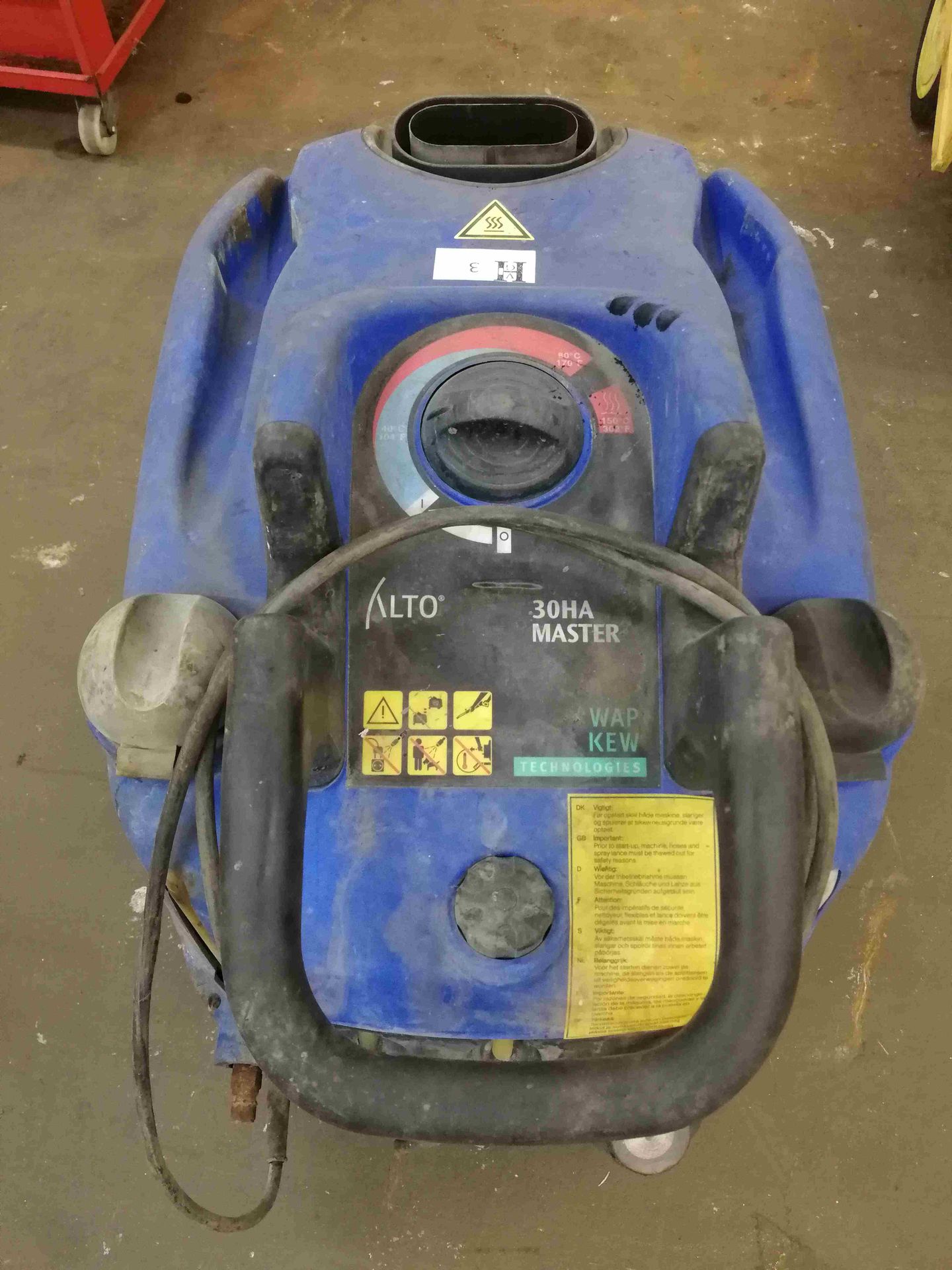 Mise à prix 50 € ALTO HIGH PRESSURE CLEANER 380V - To be repaired