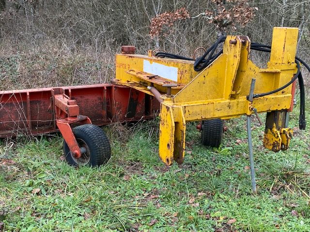 Null 1 Super 7 QUENARD grader, in working condition: hoses to be changed - Sale &hellip;
