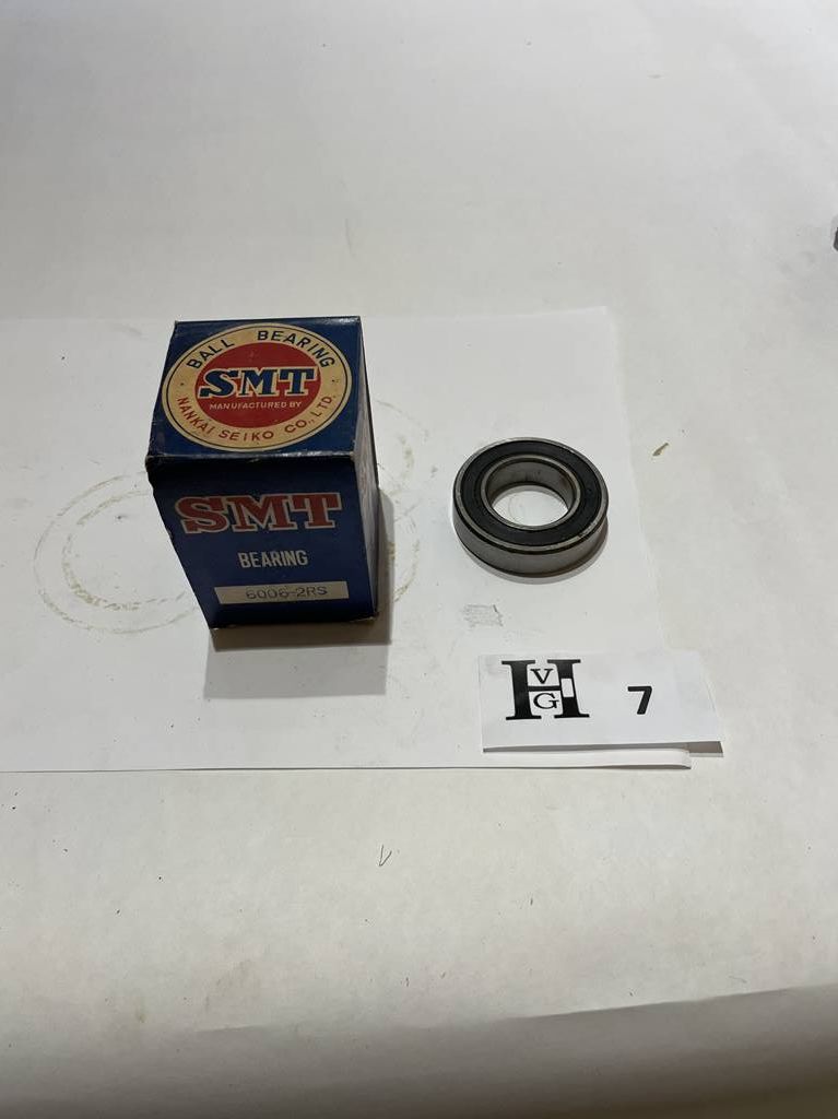 Null 4 Boxes of 5 bearings SMT 6006-2 RS