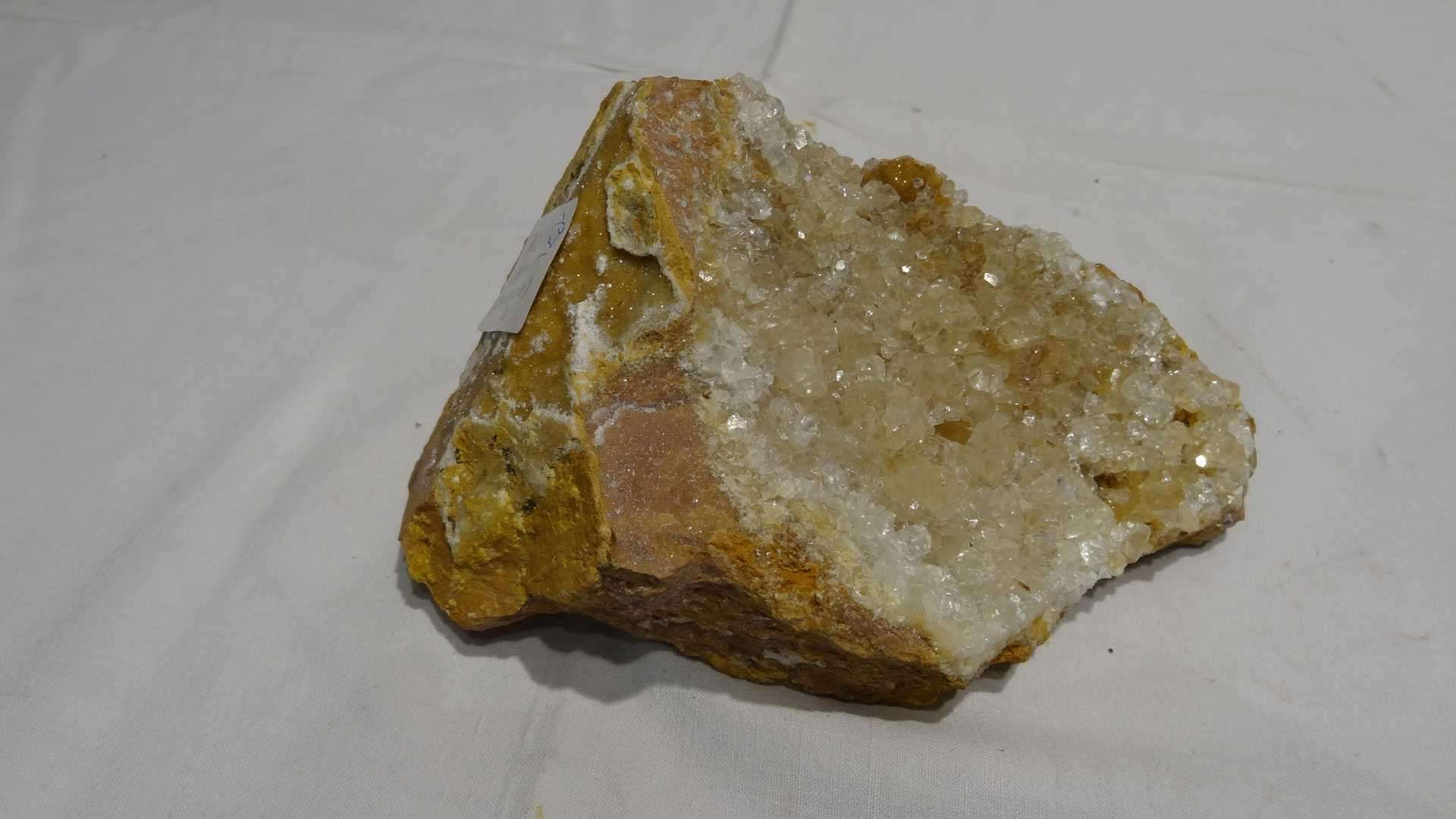 Null CALCITE Diamond (Dordogne)