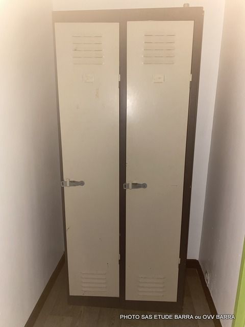 Null 1 Iron locker with 2 doors
