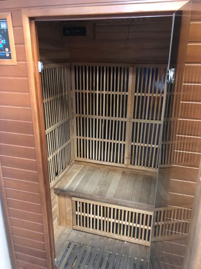 null 1 sauna sans marque apparente