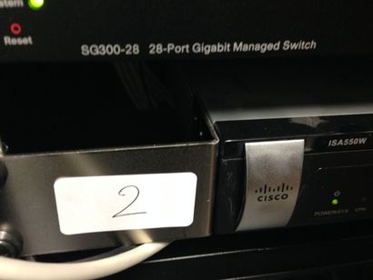 null 1 boîtier CISCO Small Business ISA550N