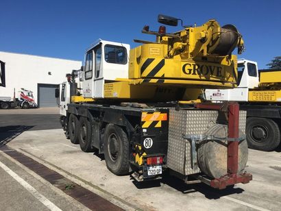 null Marque GROVE Immatriculation AS-720-QP 

Type commercial : GRUE AUTOMOTRICE...