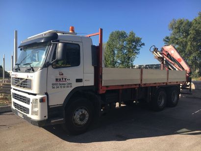 null Marque VOLVO Immatriculation CA-543-DW 

Type commercial : CAMION PLATEAU GRUE...