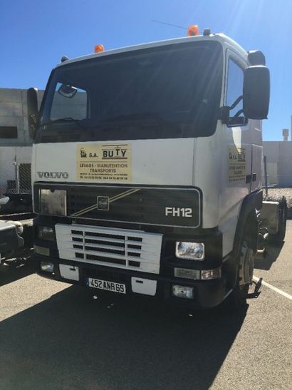 null Marque VOLVO Immatriculation 452ANR69 

Type commercial : TRACTEUR FM12

Date...