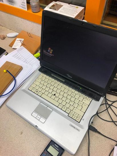 null 1 micro ordinateur portable FUJITSU SIEMENS