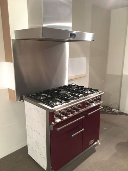 null 1 cuisinière 5 feux, longueur 1 m FALCON

3 fours

avec hotte