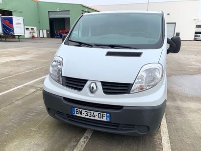 null Marque RENAULT Immatriculation BW-334-DF 

Type commercial : TRAFIC DCI 115

Date...