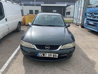 null Brand OPEL Registration 2207VX69 

Commercial type: VECTRA

Release date: 13/07/99...