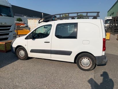 null Marque CITROEN Immatriculation CB-997-CN 

Type commercial : BERLINGO

Date...