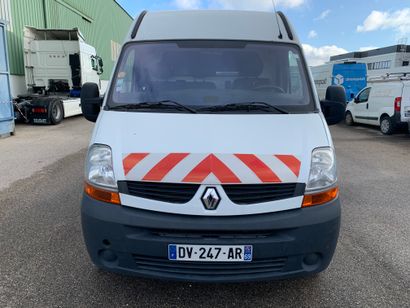 null Marque RENAULT Immatriculation DV-247-AR 

Type commercial : MASTER 2008

Date...