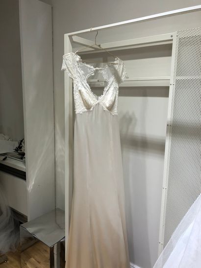 null 1 robe de mariée bustier dentelle T40